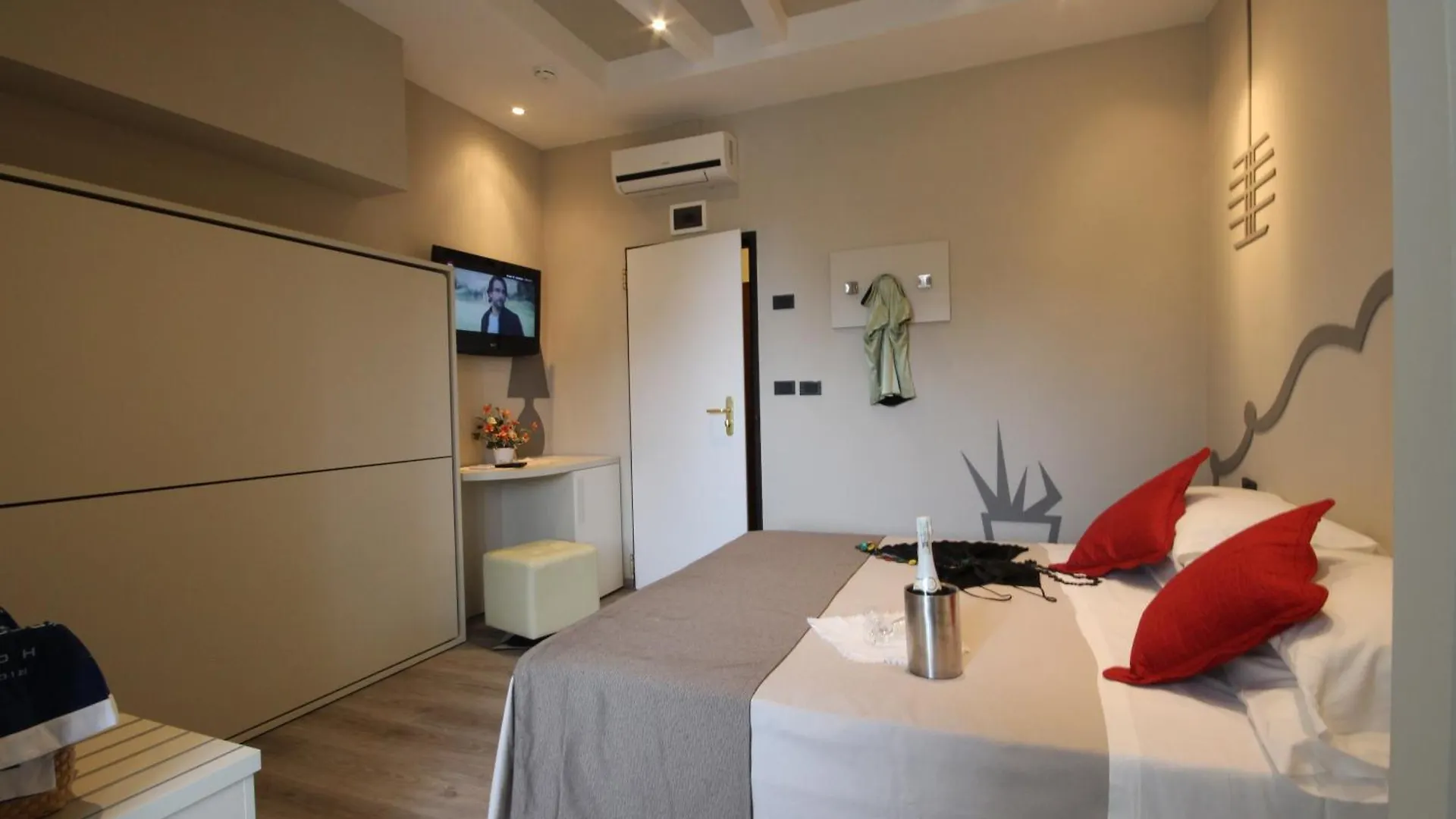**  Hotel Arabel Riccione Italy