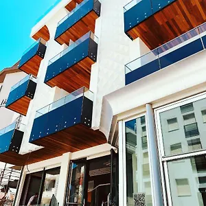 Hotel Montecarlo - Vista Mare Con Piscina & Area Fitness *** Riccione